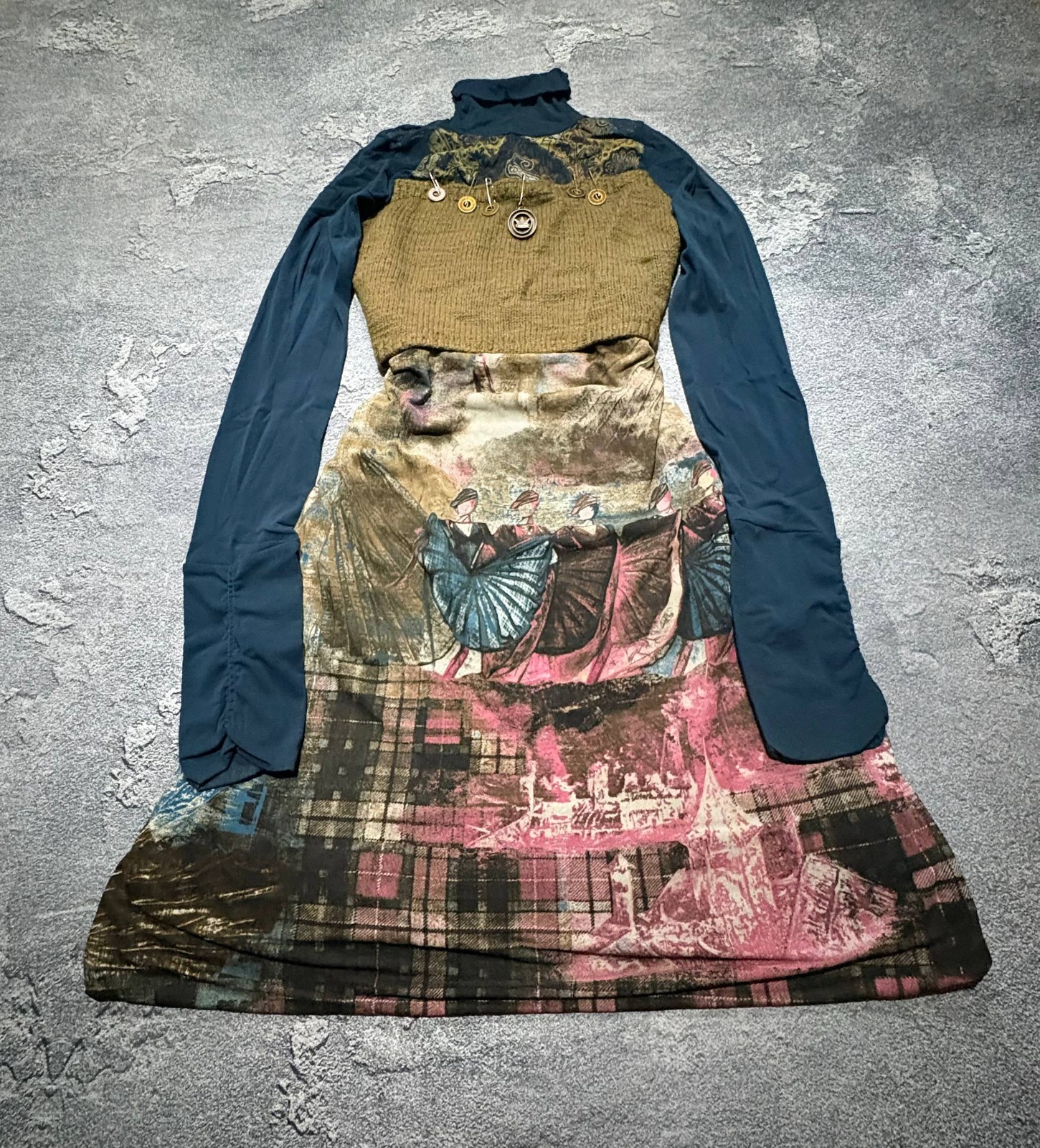 Save The Queen Mesh Knit Graphic Print Dress Made In Italy Size XL Y2K Vintage