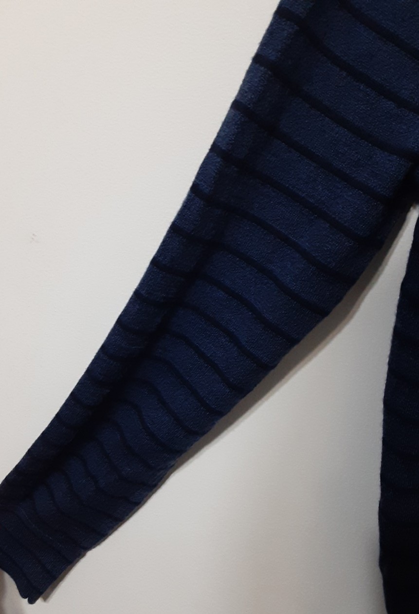 Banana Republic Men’s M 44-46 100% Extra Fine Merino Wool V-Neck Sweater;Baruffa
