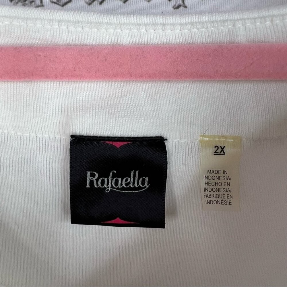 Rafaella tshirt metal clasp detail ring neckline Elegant White Women’s Top