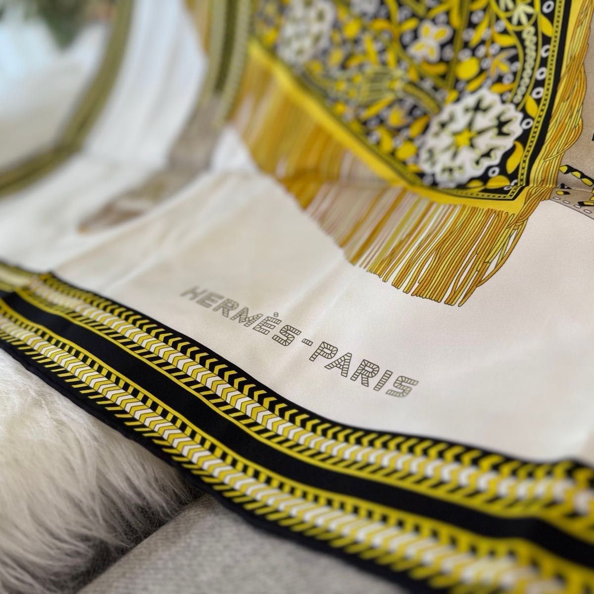 HERMES H003682S Carré90 SilkScarf Selle des Steppes White Yellow Black 90x90cm