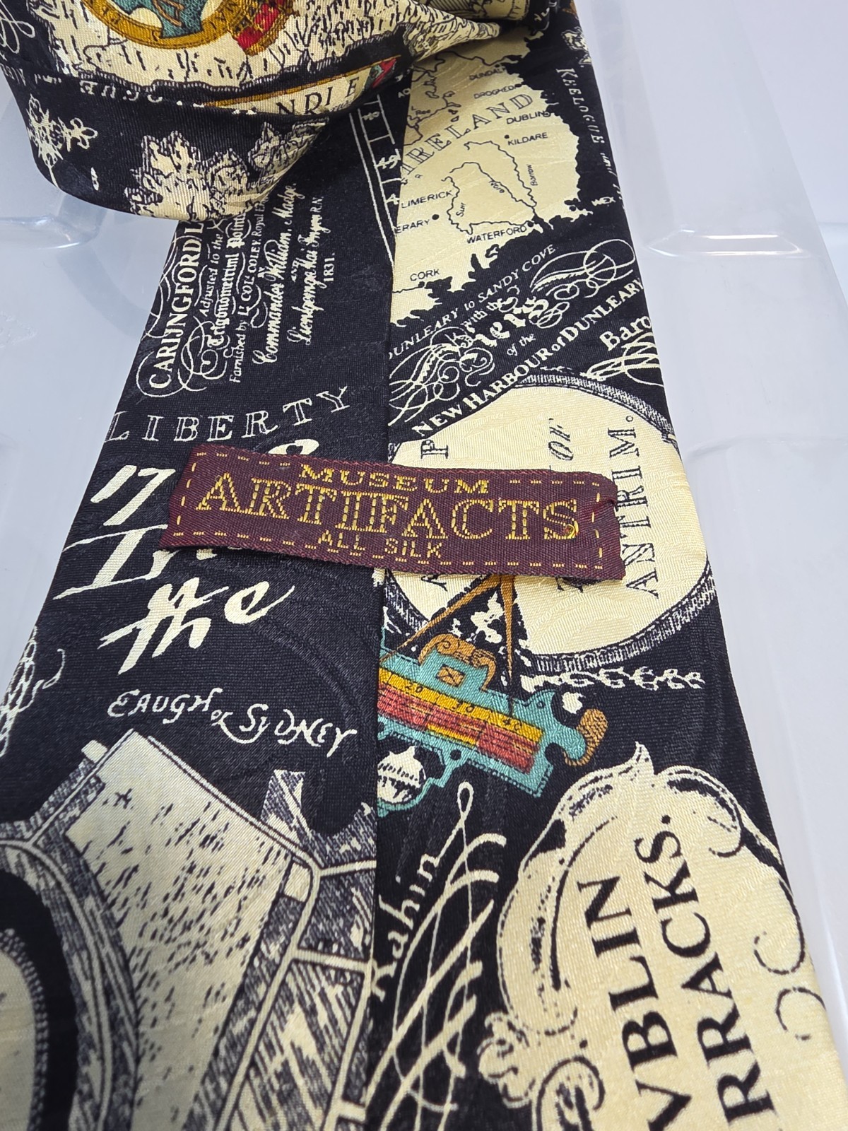 Museum Artifacts Ireland Map Silk Tie 59″
