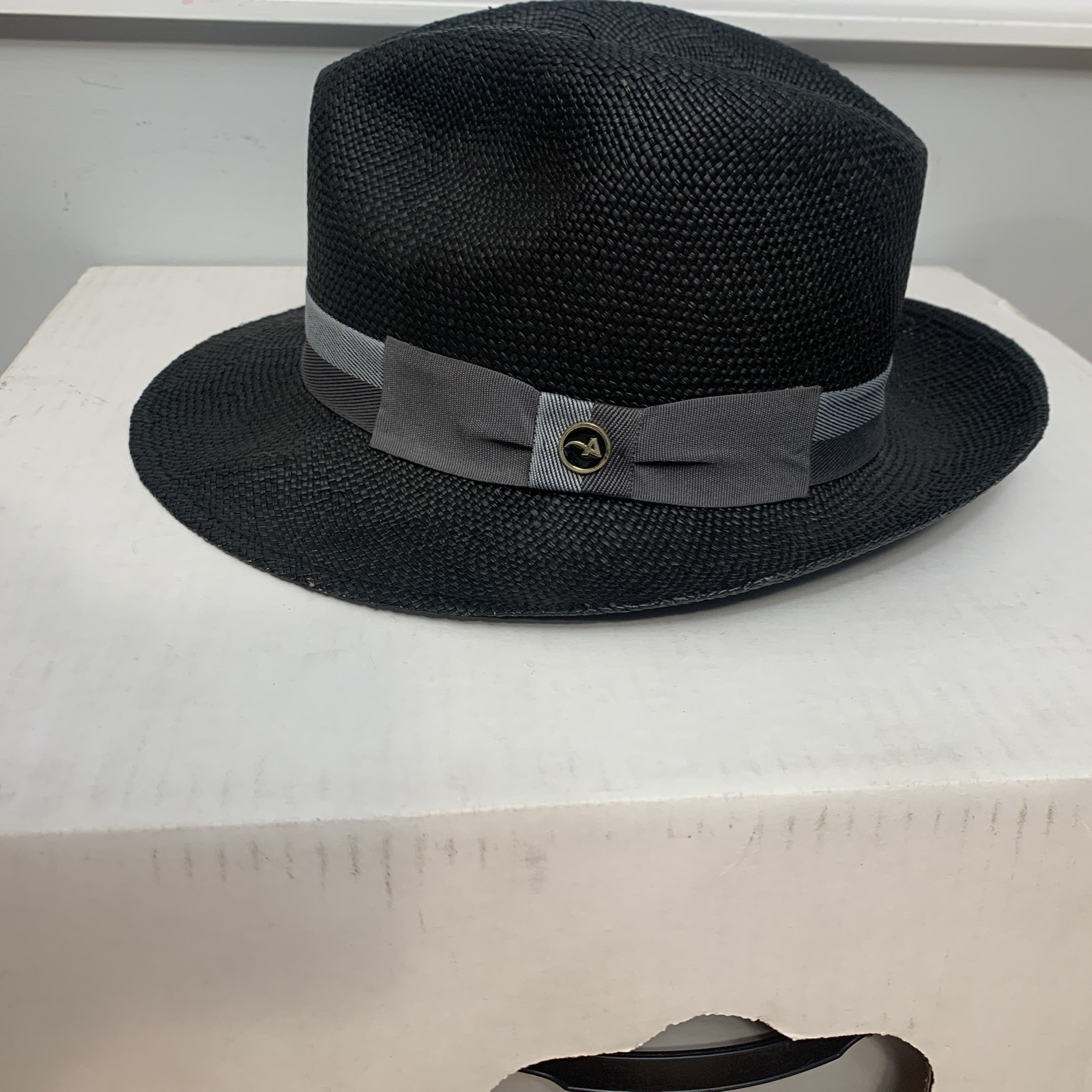Genuine Panama Hat, 100% Toquilla Straw Handwoven in Ecuador, Fedora Black Small