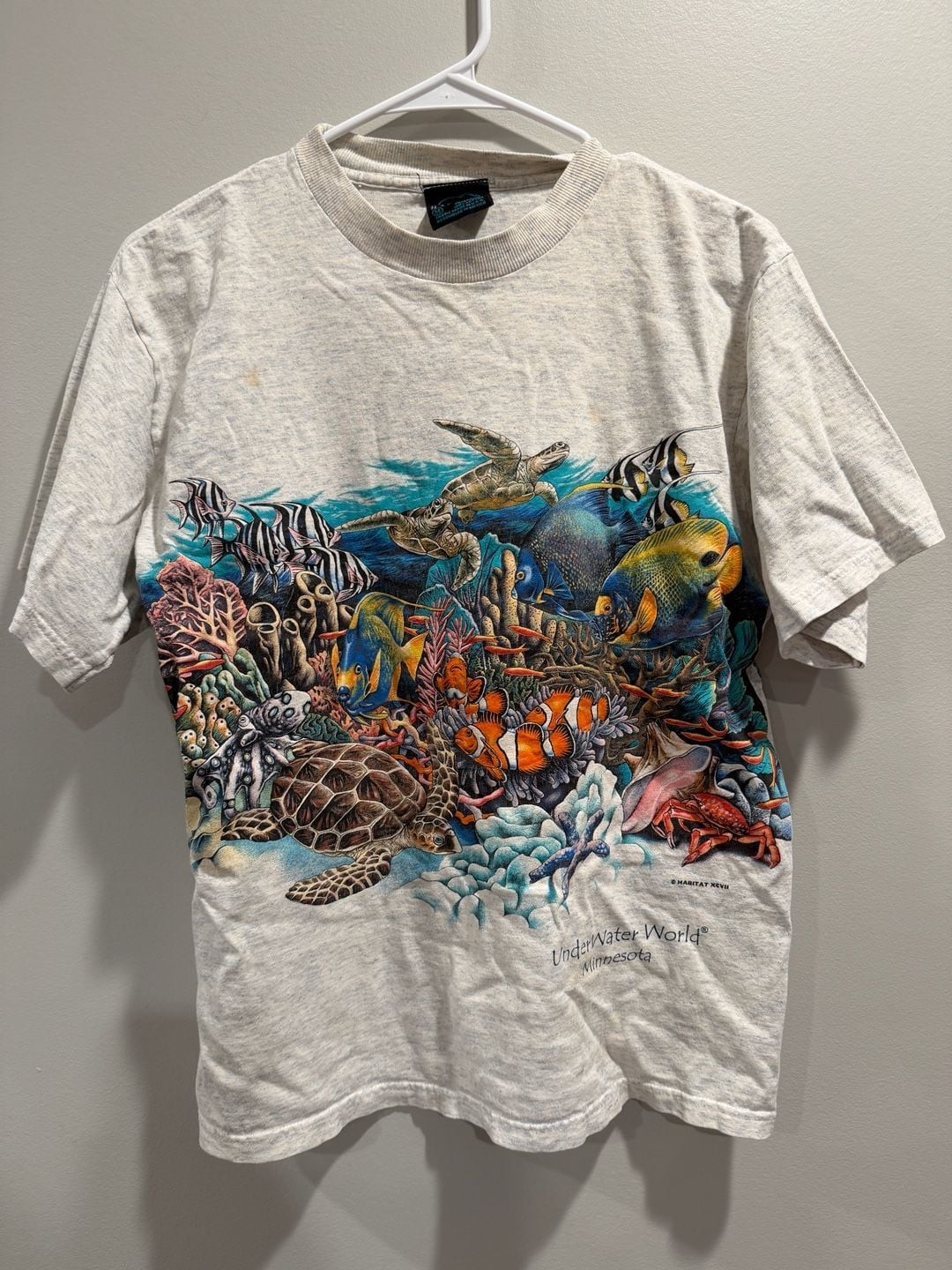 Vintage 1997 Habitat Underwater World Minnesota Coral Reef T-Shirt AOP