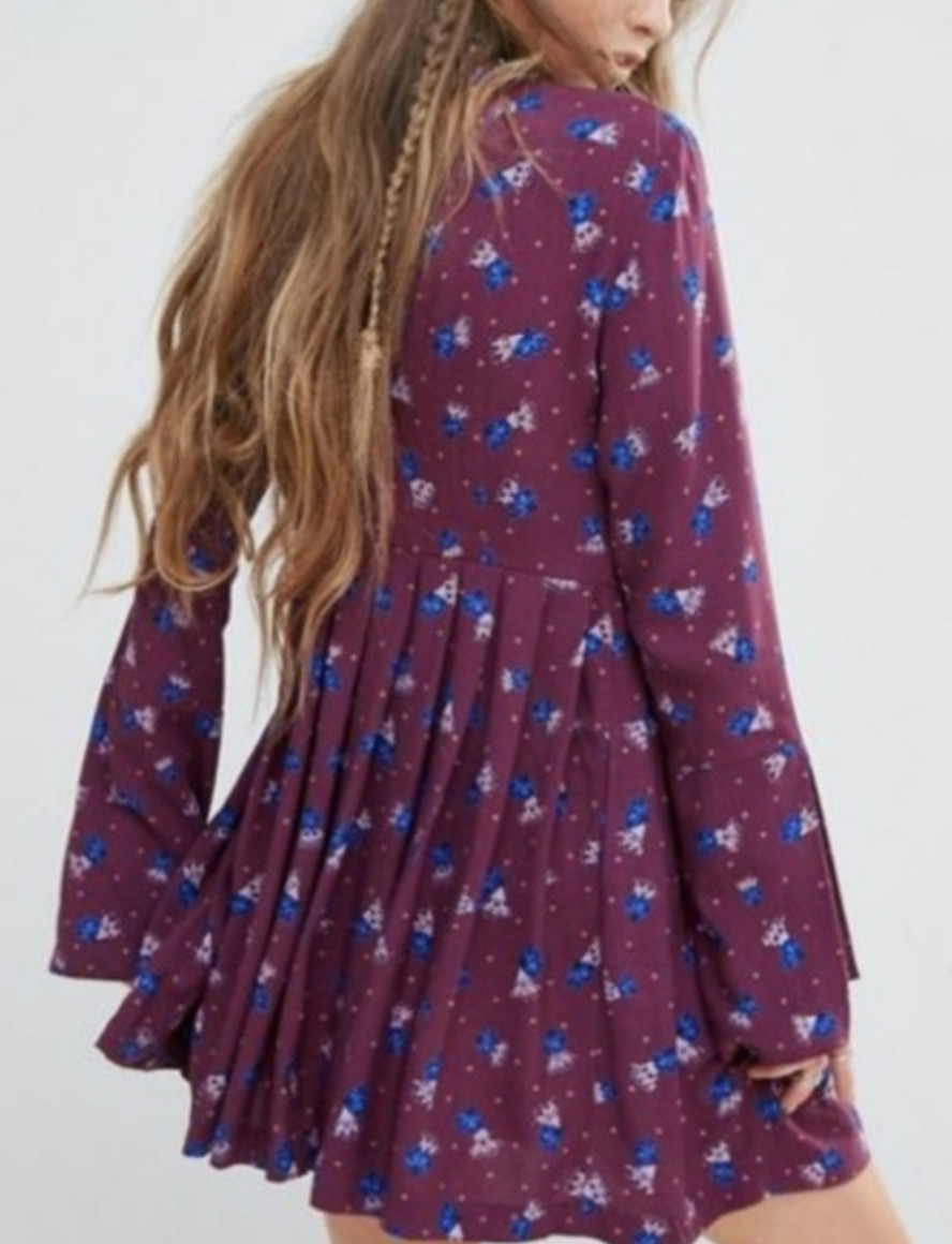 Free People Tegan Mini Dress Size 8 Bell Sleeve Purple Blue Floral Boho Babydoll