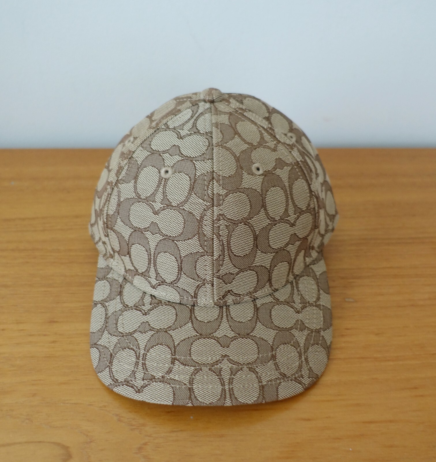 COACH HAT IN SIGNATURE JACQUARD IN KHAKI COLOR. NWT
