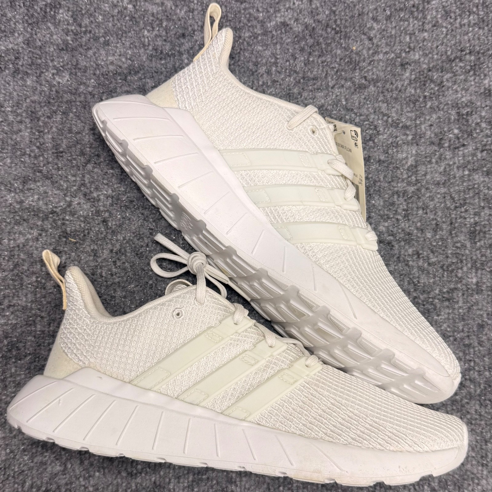 Adidas Men Running Sneaker Questar Flow EG3191 Running White Grey Size 8 M
