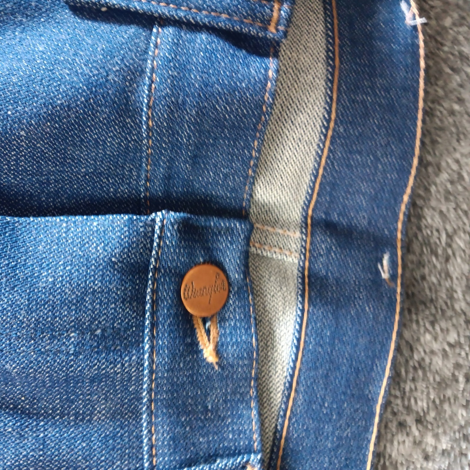 VTG NWT 33/32 WRANGLER JEANS 13MWZ RAW DENIM Pro Rodeo Cowboy Cut Deadstock