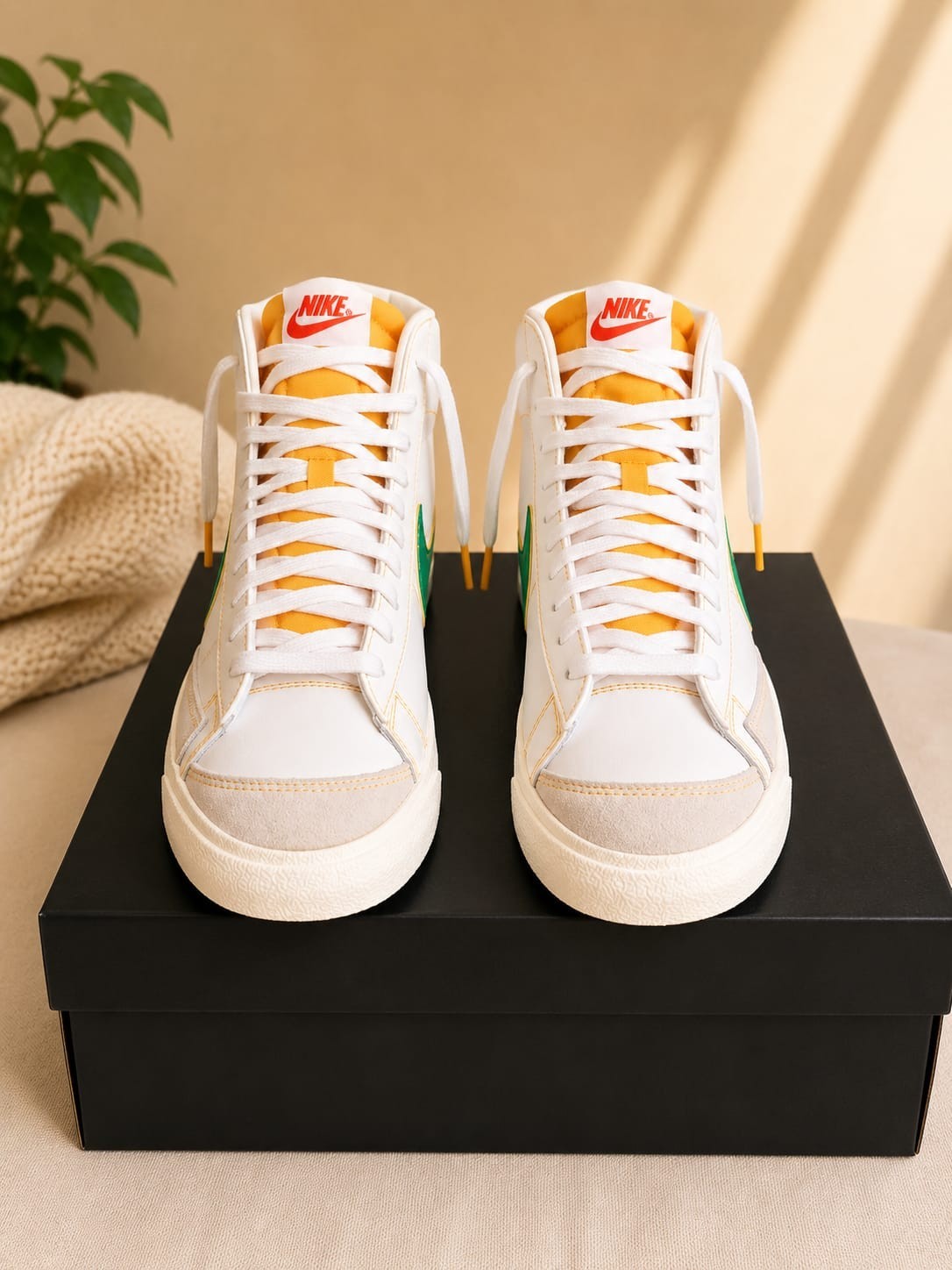 Nike Blazer Mid 77 Vintage Men’s Size 10.5 White Habanero Red BQ6806-177