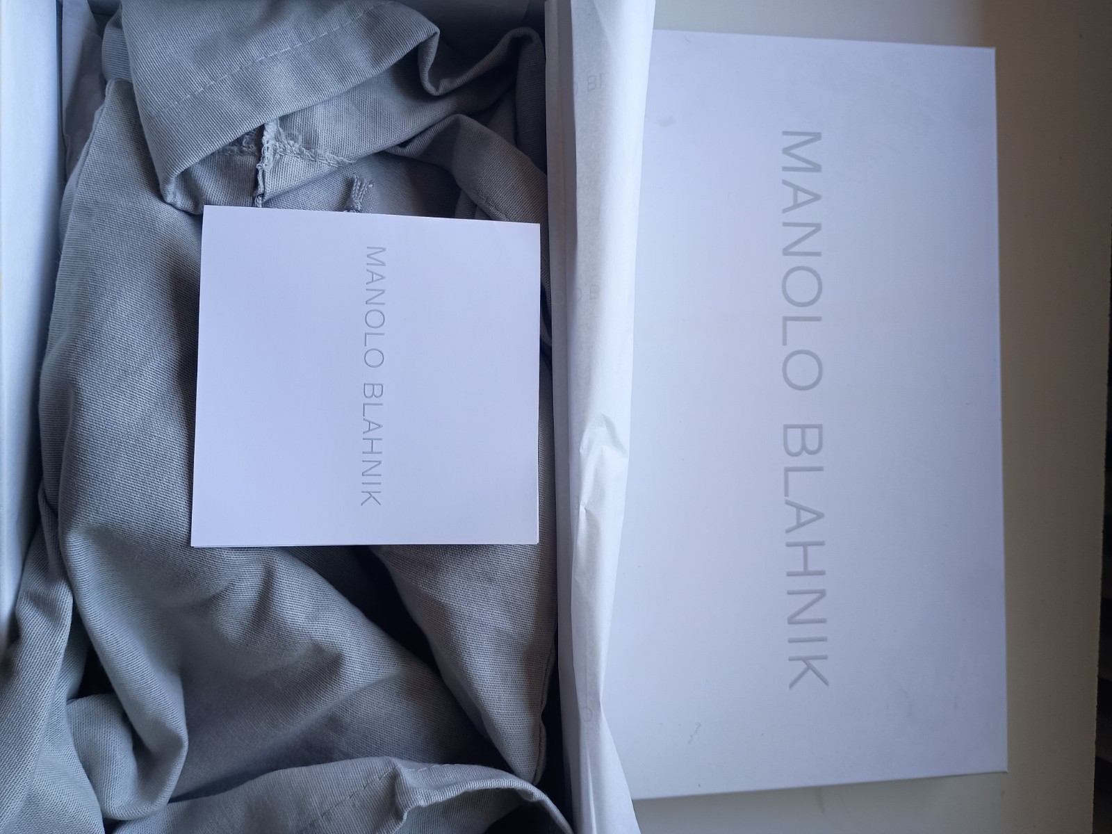 Manolo Blahnik High Heel Stylish Shoe – Full Set Size 38