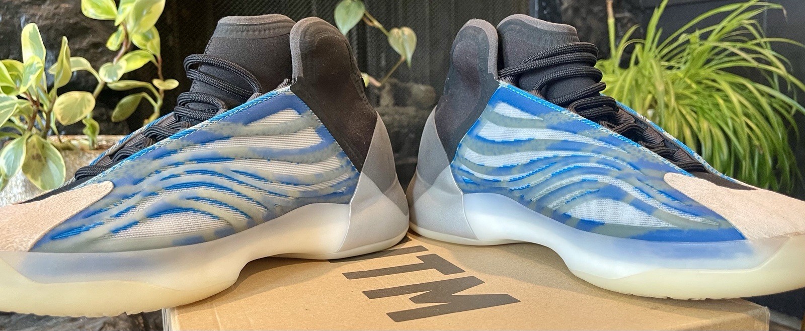 Adidas Yeezy QNTM Sneakers Men US 8.5 Frozen Blue GZ8872 Used