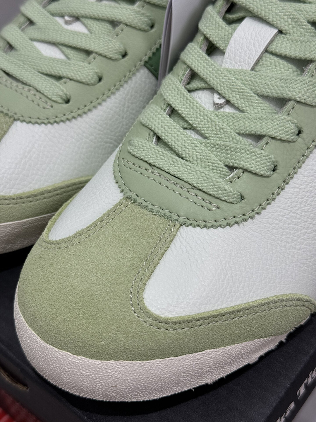 Onitsuka Tiger MEXICO 66 AIRY GREEN Shoes New With Box 1183A201-304