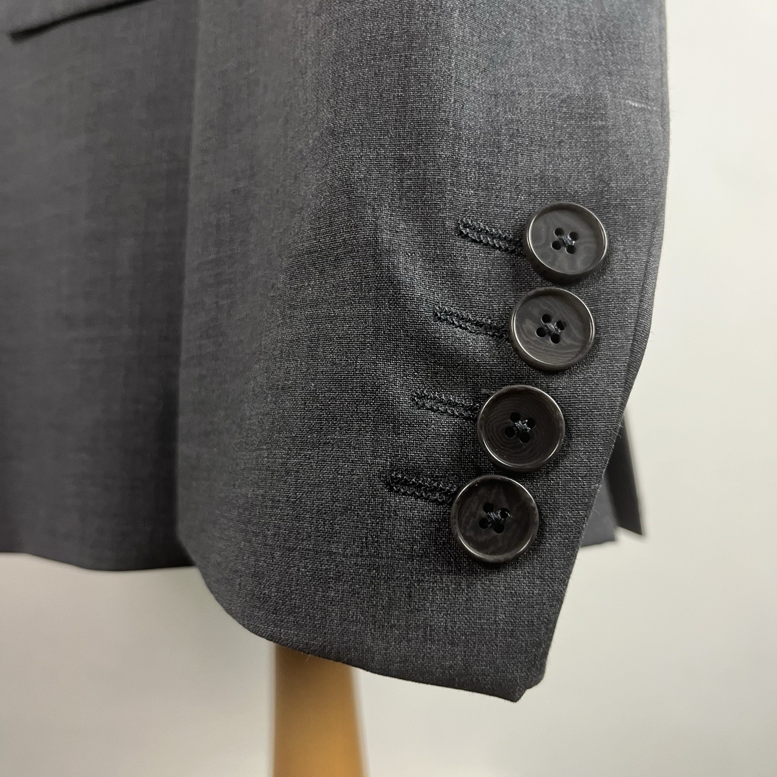 Ted Baker 3 Piece Suit Men’s Dark Grey 50S Jacket 44W 29L Trousers Slim Fit