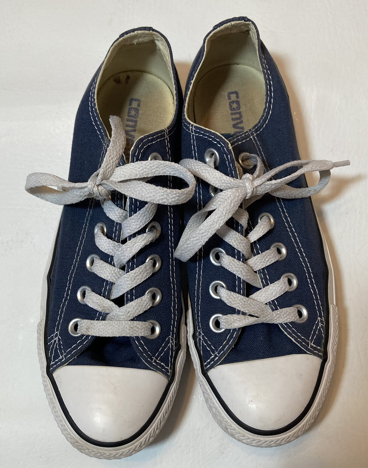Converse All Star Sz 7 Women’s, 5 Men’s Navy Sneakers Shoes Low top Unisex