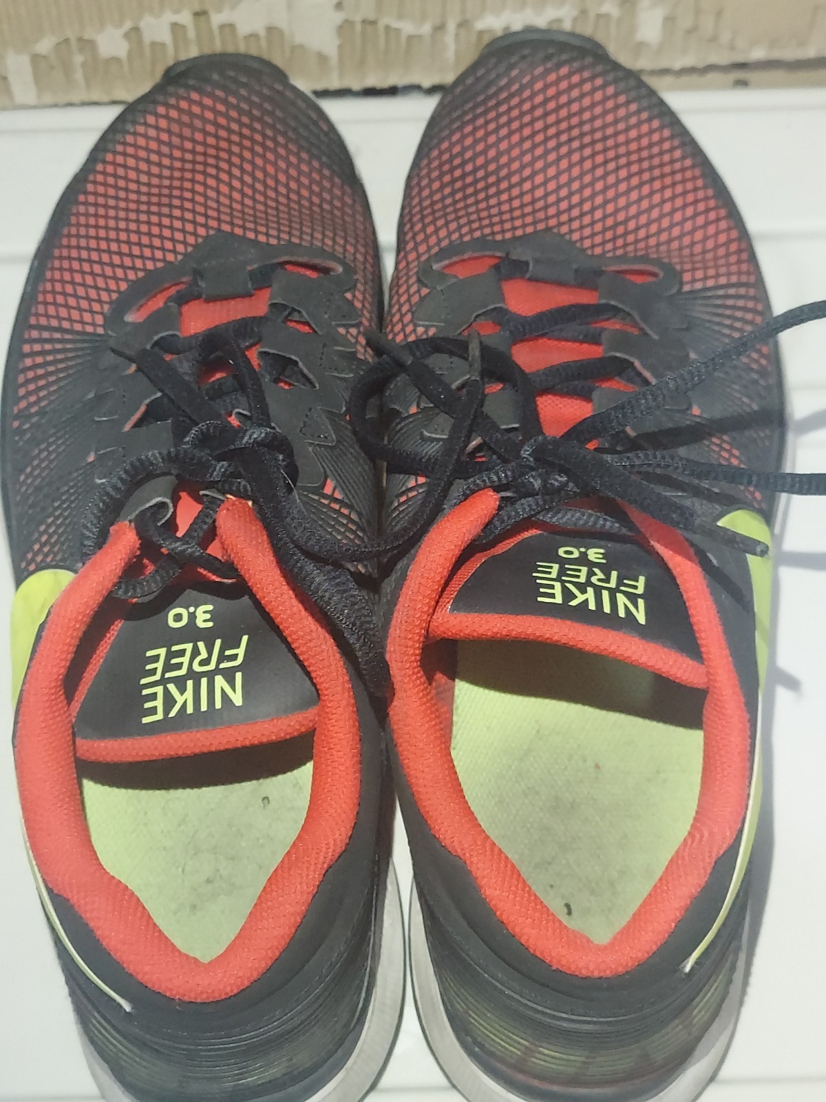 Nike Free 3.0 Men’s 11.5 Hyper Red Black Neon Green Running Shoes