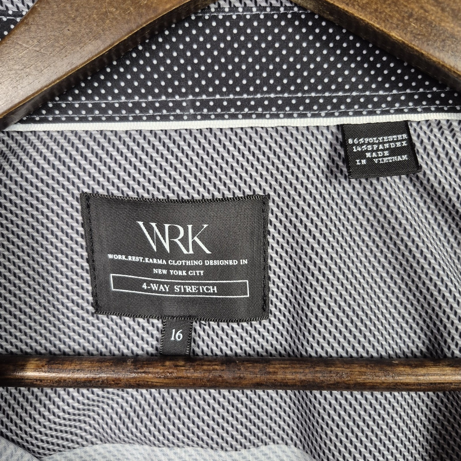 WRK Men’s Dress Shirt 4 Way Stretch Black White Flip Cuff Sz 16 Geo Mini Check