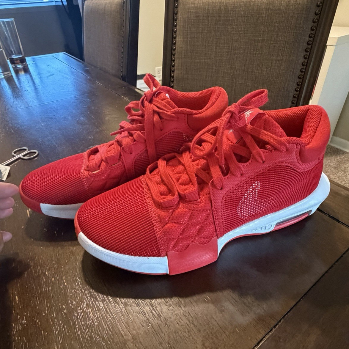Nike Men’s FB9944-600 Red/White Low Top Lace Up Athletic Sneaker