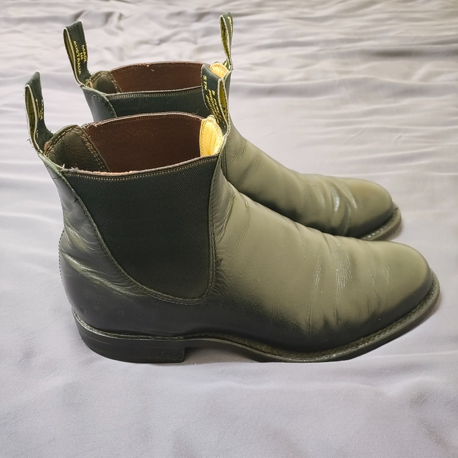 RM / R.M. Williams Turnout Boot (black yearling leather) – 8G WF