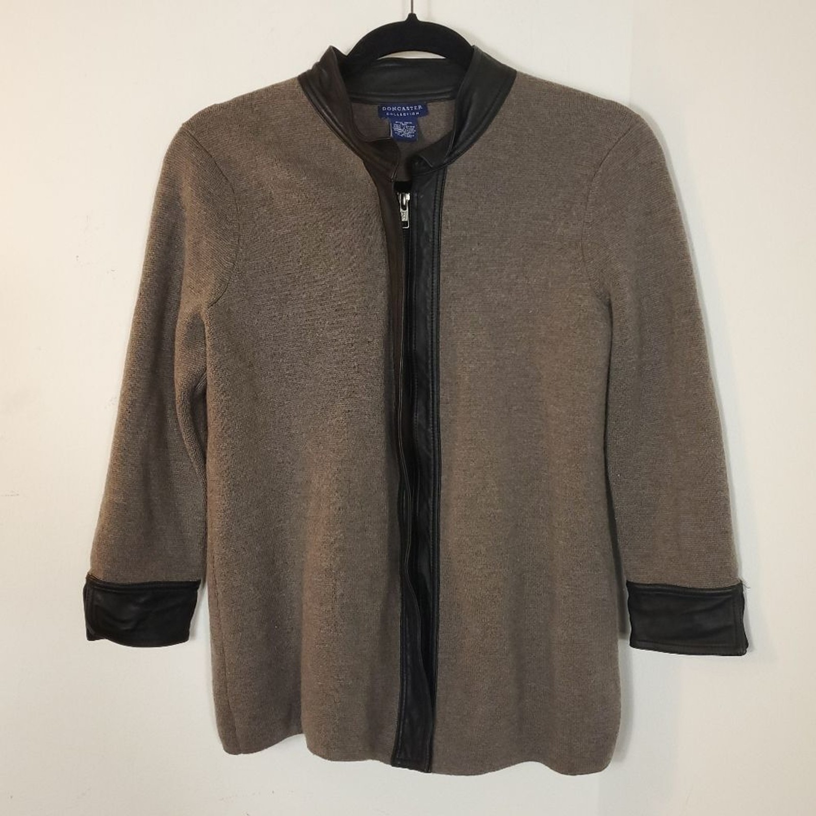 Doncaster 100% Wool Sweater Leather Trim 3/4 sleeve taupe Zipper Cardigan jacket