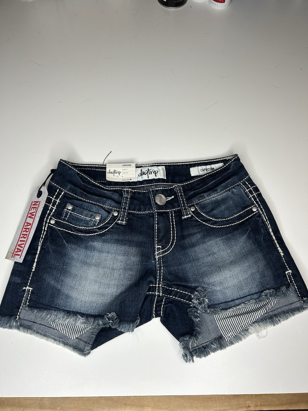 NWT Women’s Size 23 Buckle Daytrip Denim Shorts