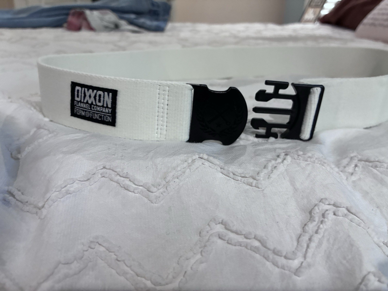 Dixxon Unisex Slim Elastic Stretch Belt White