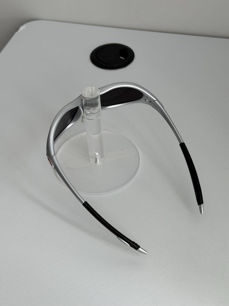 Oakley Minute 1.0 Sunglasses Silver Frame Black Lens Y2K Retro