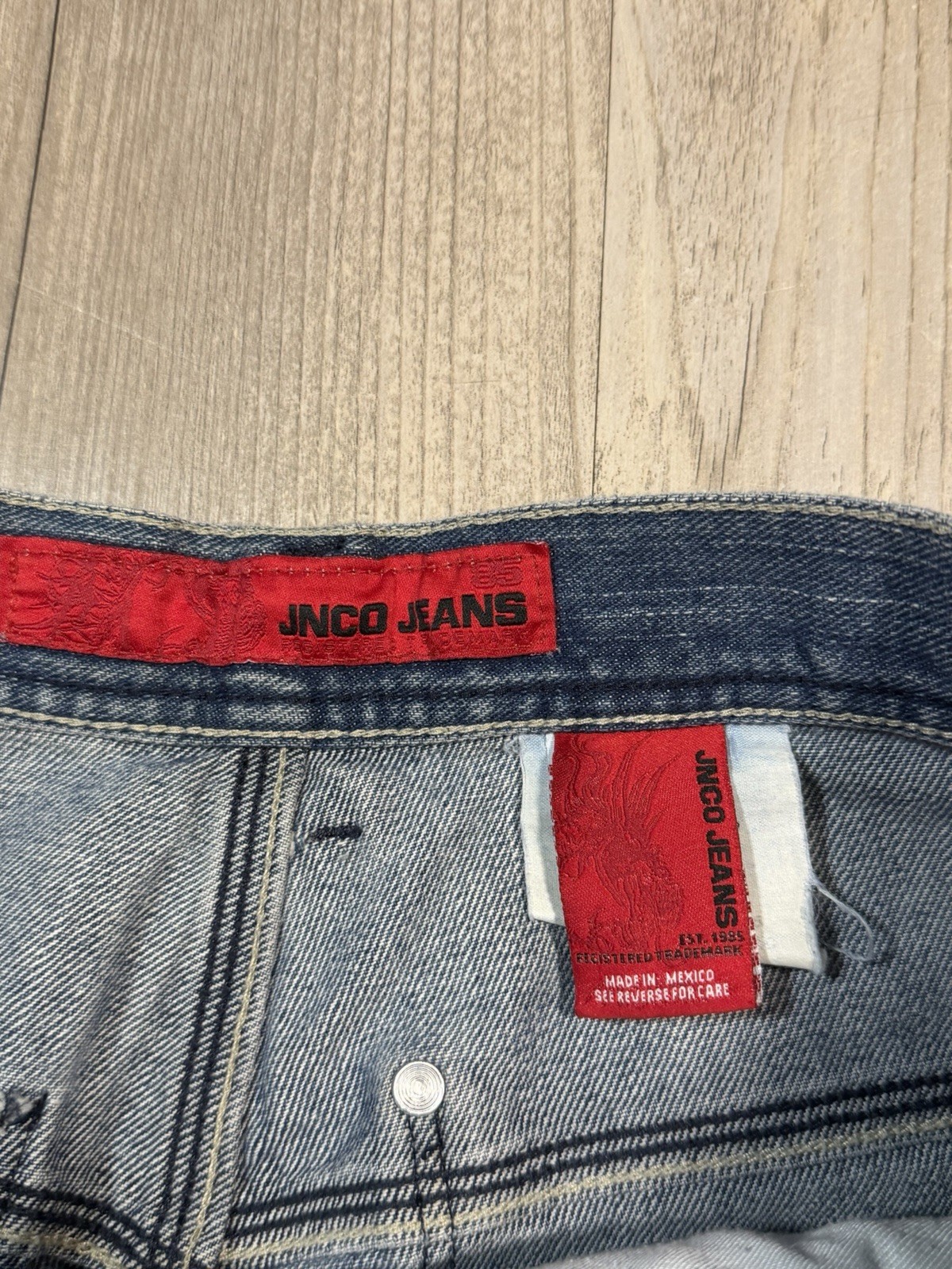 JNCO Men’s Blue Wide-Leg Denim Jeans Relaxed Fit Embroidered Skull Pocket