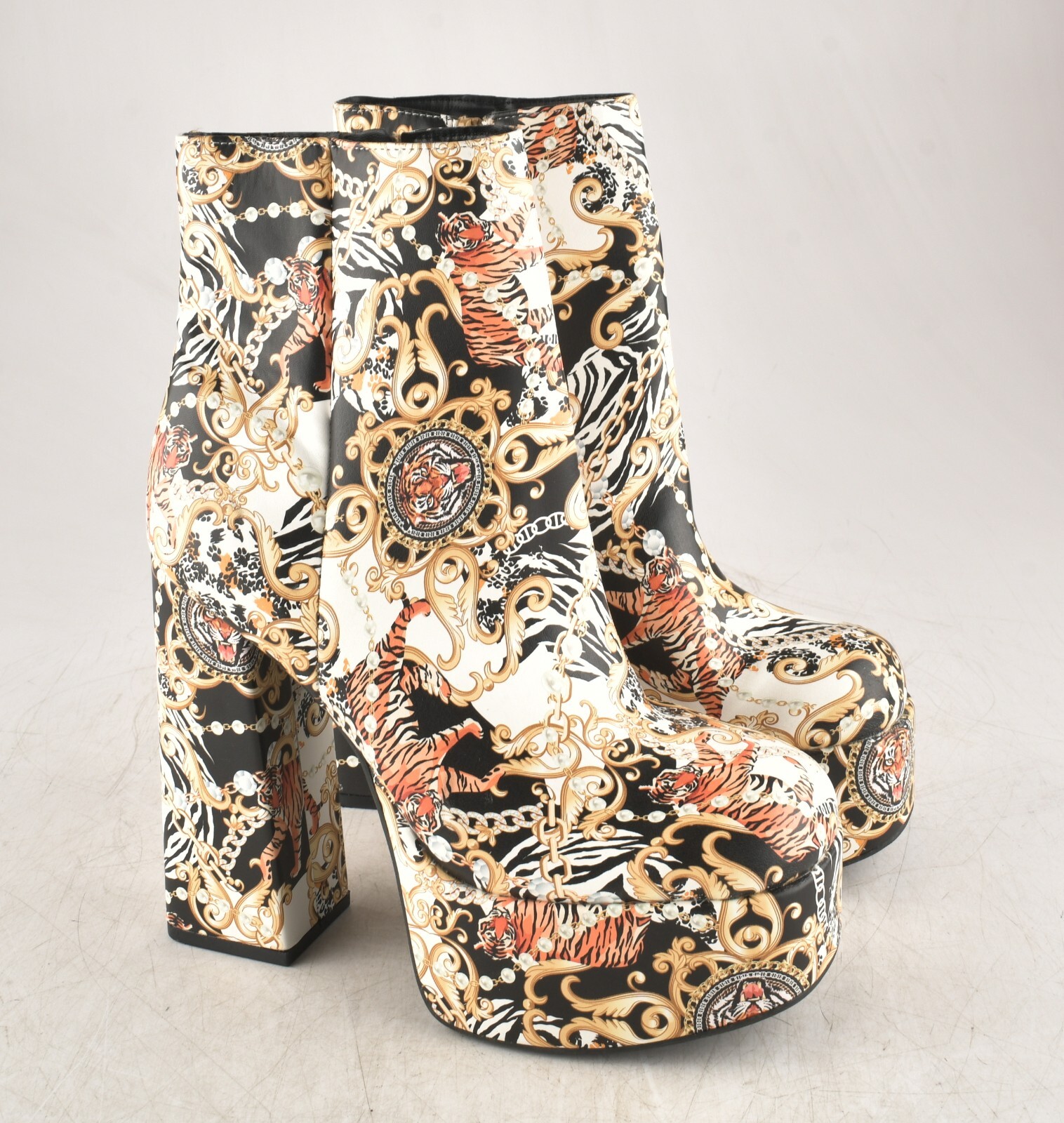 *Harmony Platform Boots Size 7