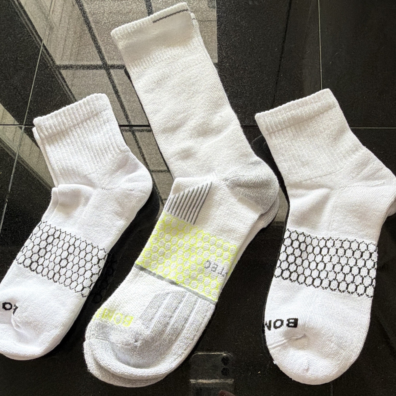 Bombas Unisex Adults Crew Socks Size S White Black Yellow Geometric 3 Pairs