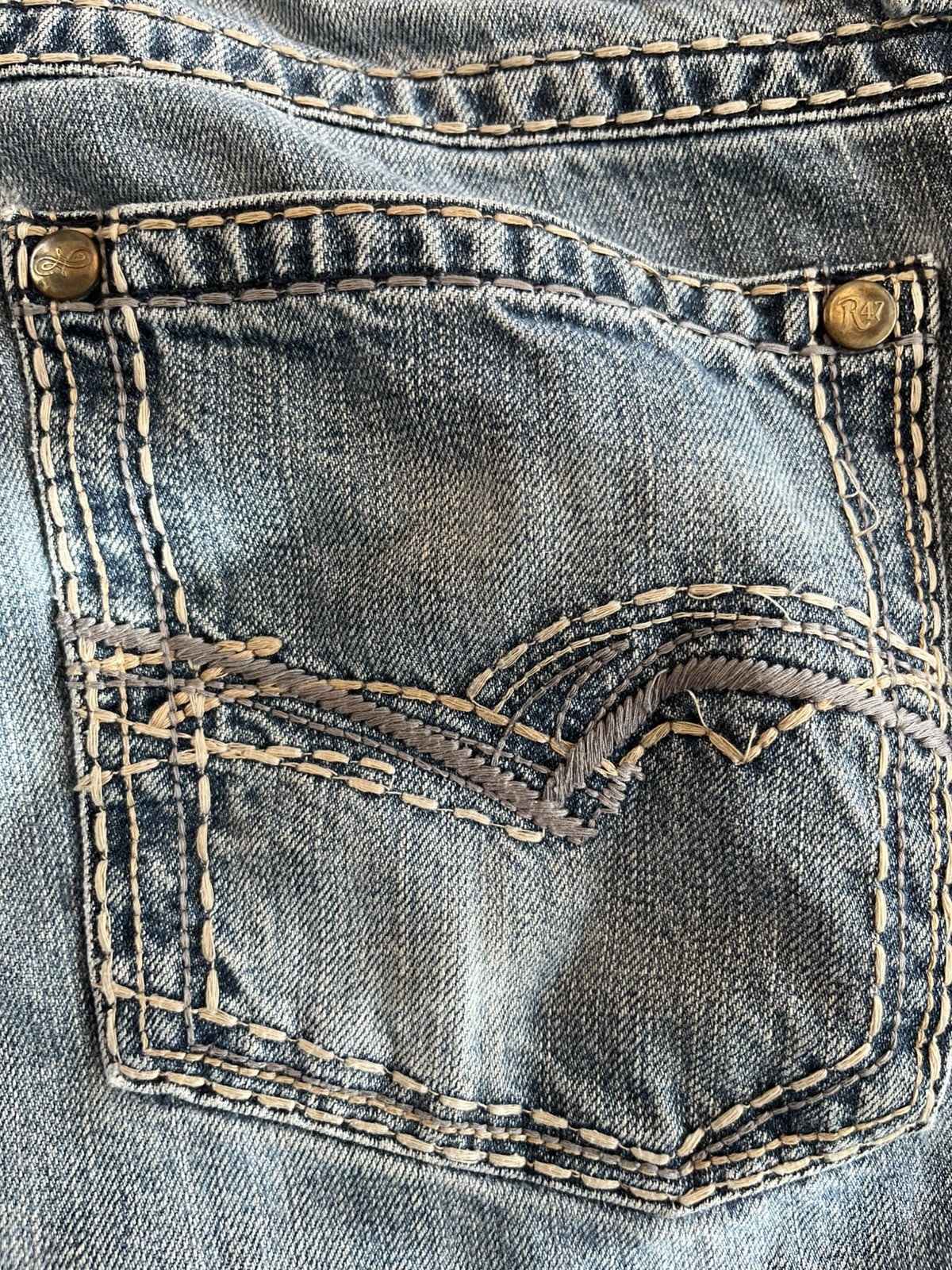 Wrangler Rock 47 Jeans Men’s Relaxed Boot Cut Thick Stitch Denim Size 32×36