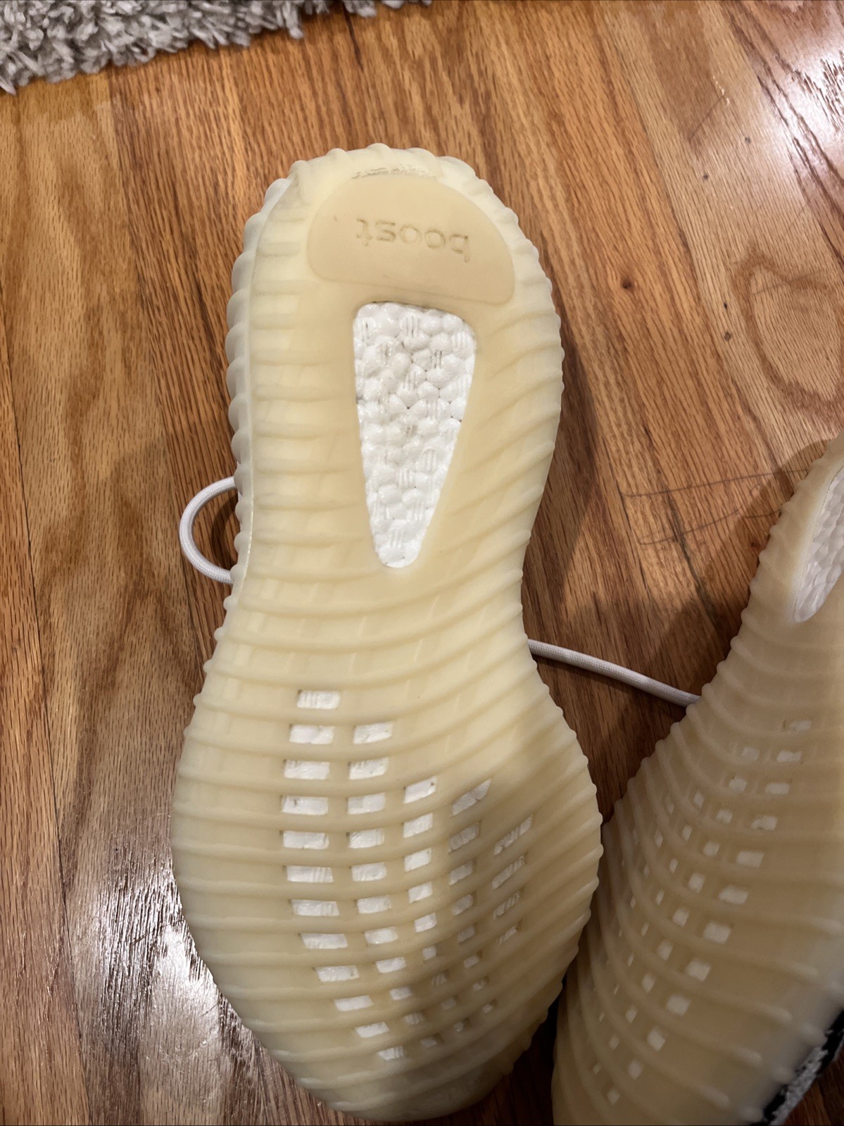 Size 8.5 – Adidas Yeezy Boost 350 V2 Low Zebra CP9654 White Core Black Red