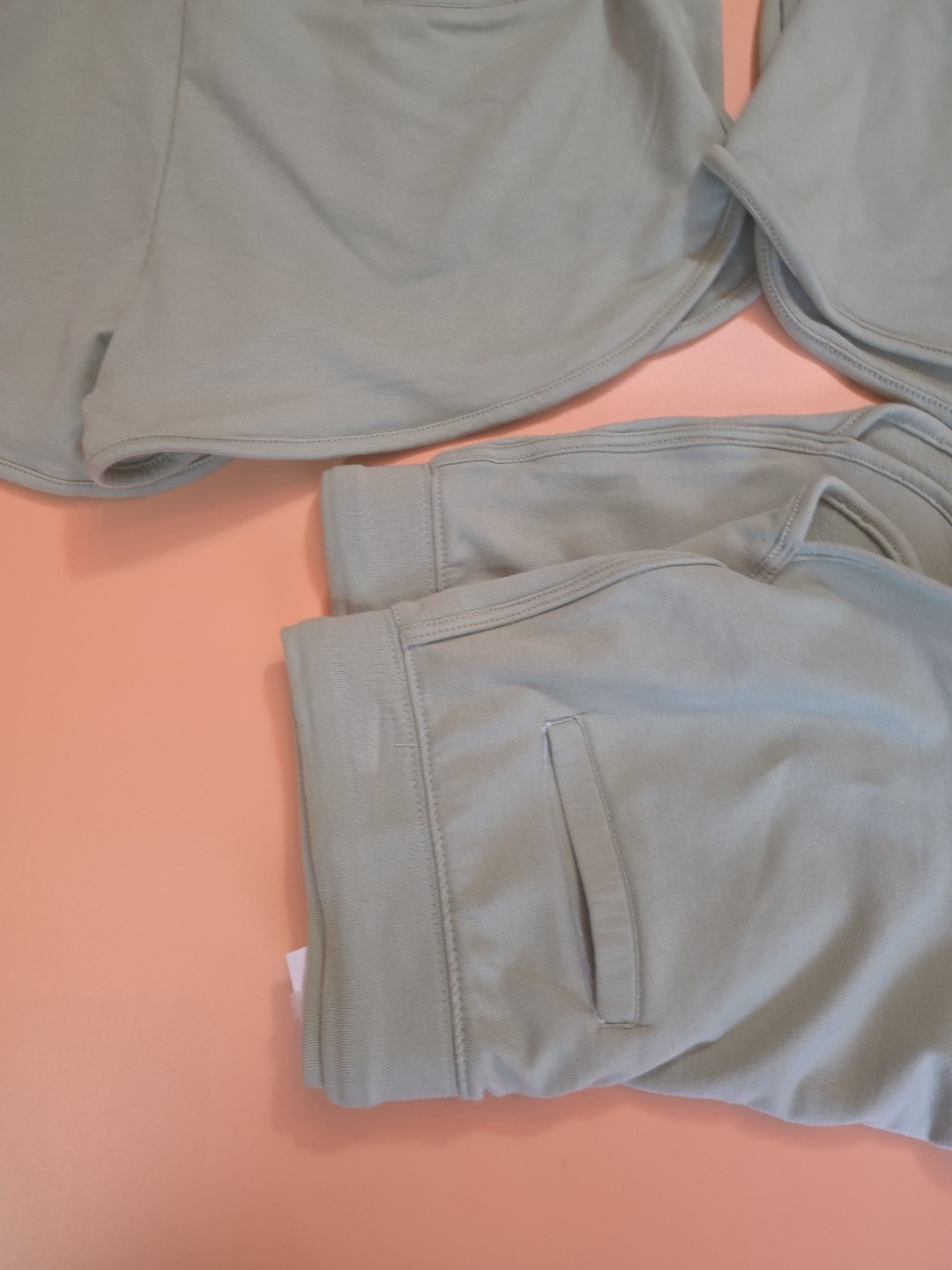 Ambiance Clash Bouclé Women’s Shorts Size Large Sage Green Drawstring Casual Lou