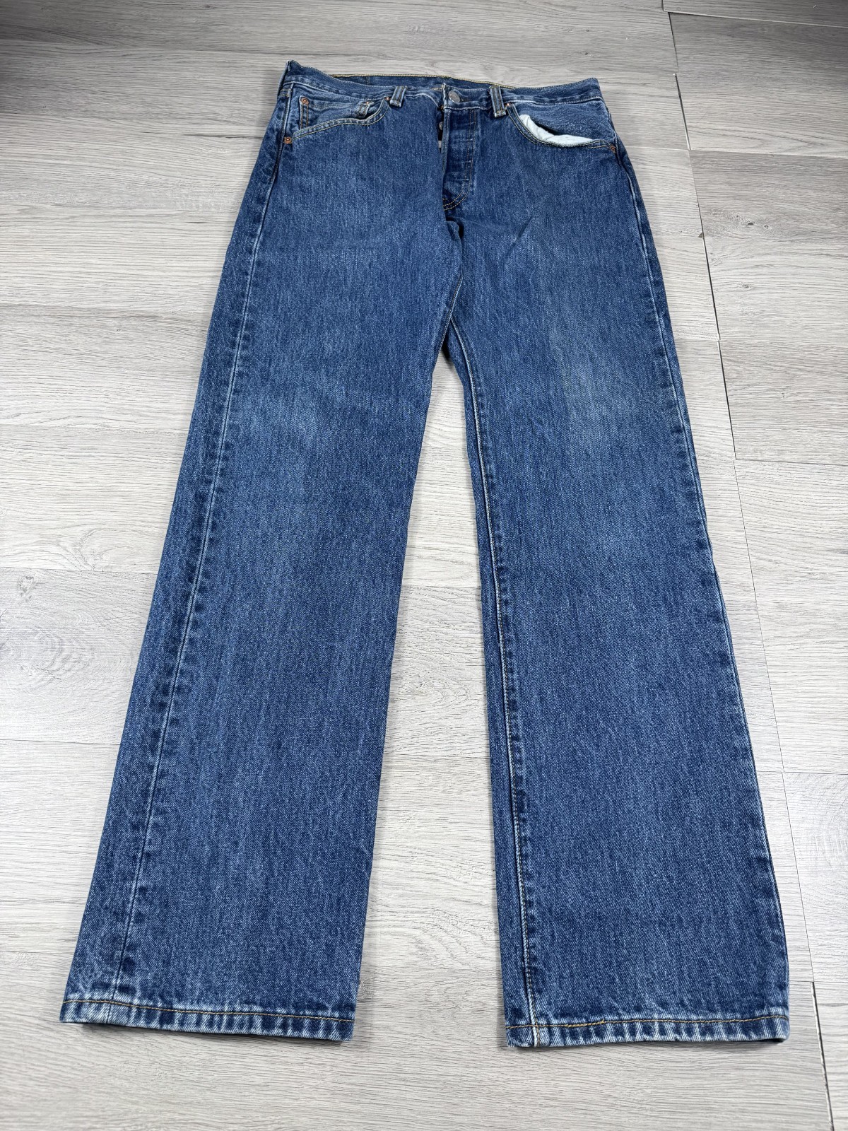 Levis 501 Jeans Mens 32×32 Blue Straight Denim Pants Button Fly Original Fit