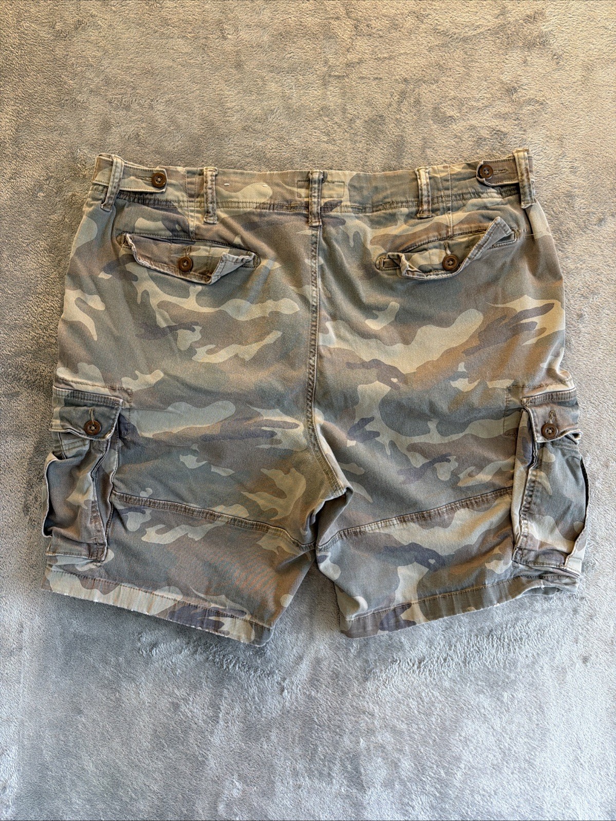 American Eagle Cargo shorts Men’s 42 Woodland Camo Next Level Flex Classic Y2K