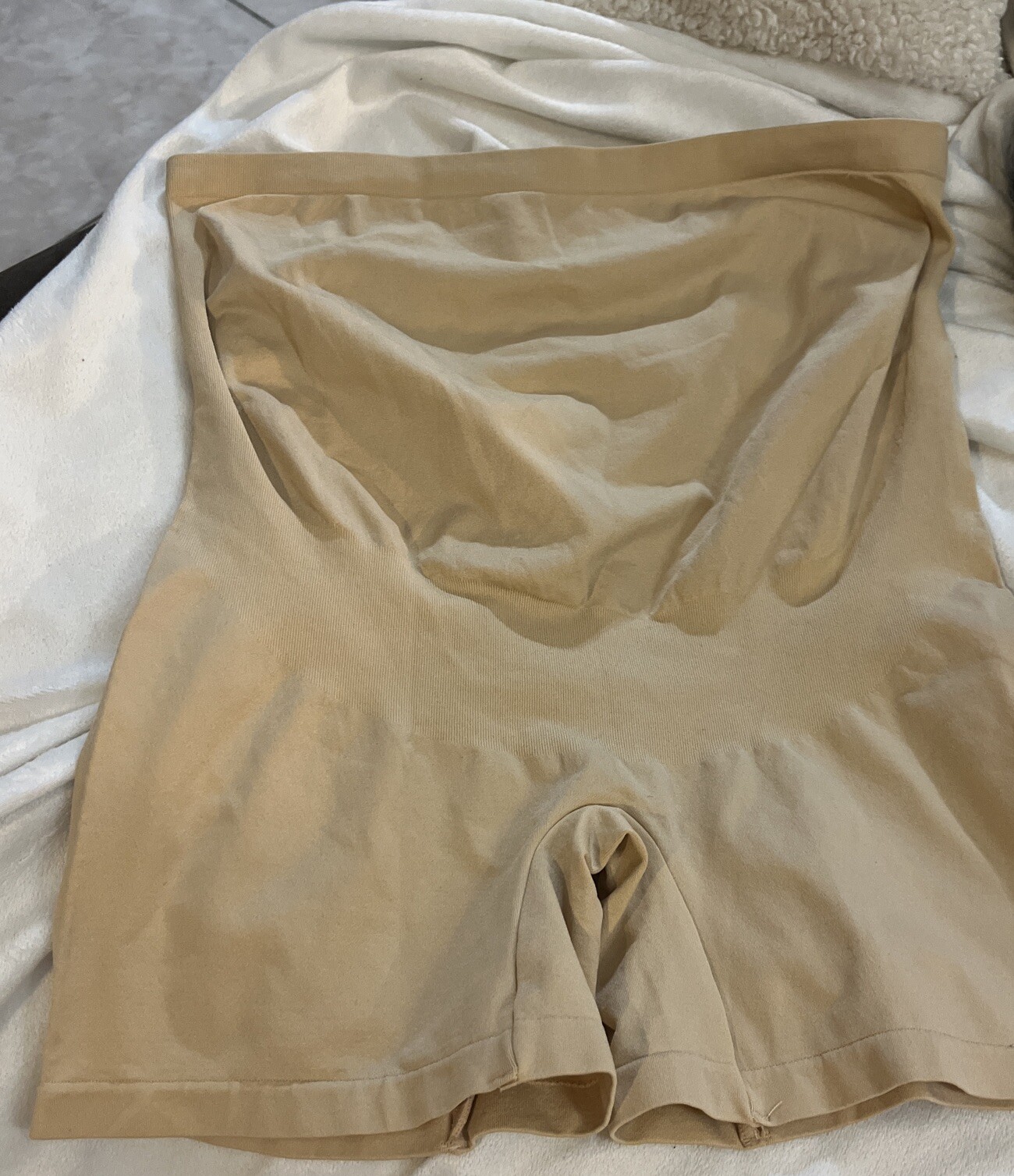 Womens Belly Bandit Basics Maternity Support Shorts – Nude Size Large