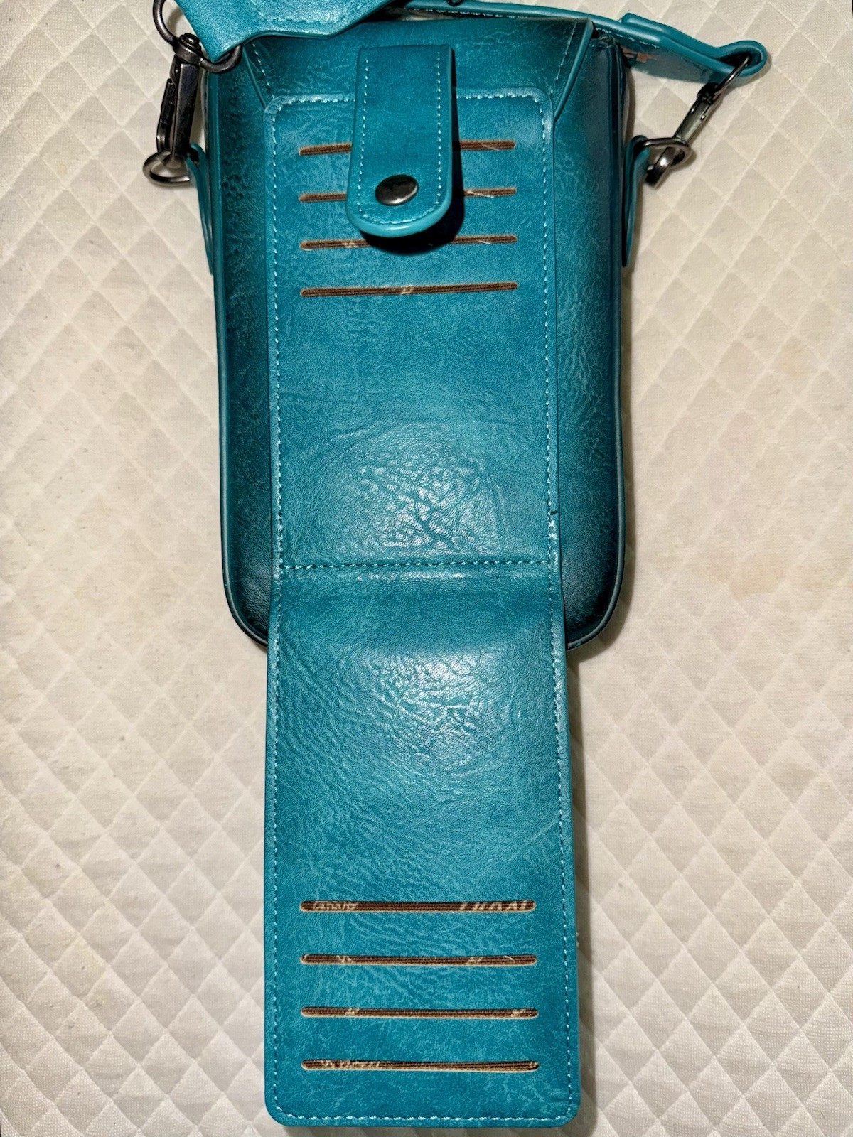 New Wrangler Turquoise Crossbody Cell Phone Purse Card Wallet Western Style