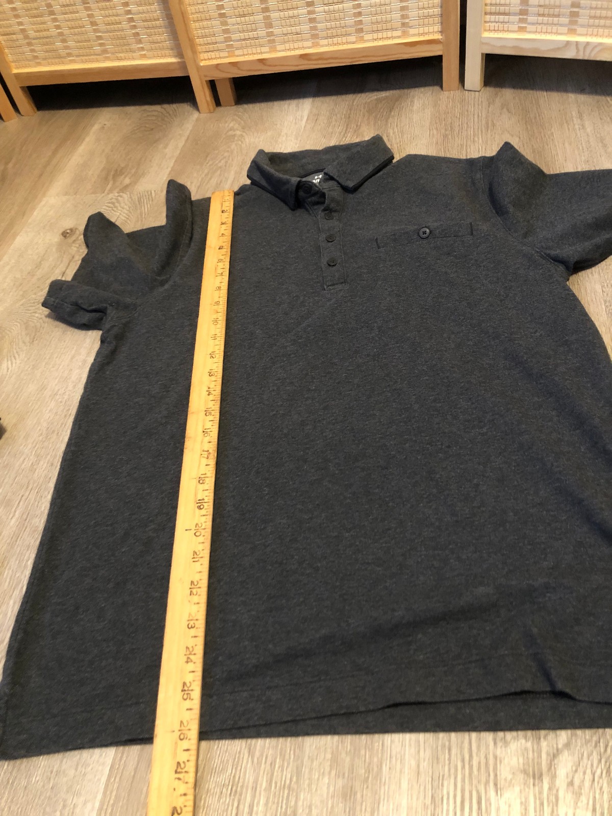Under Armour Short Sleeve Polo Shirt Gray Cotton Polyester Blend Medium M (H93)