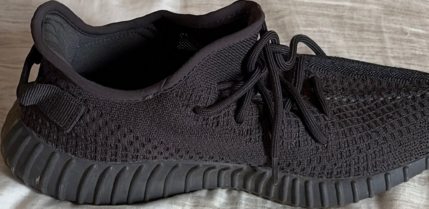 adidas Yeezy Boost 350 Black Low Top Lace Up Sneaker Casual Activewear Men
