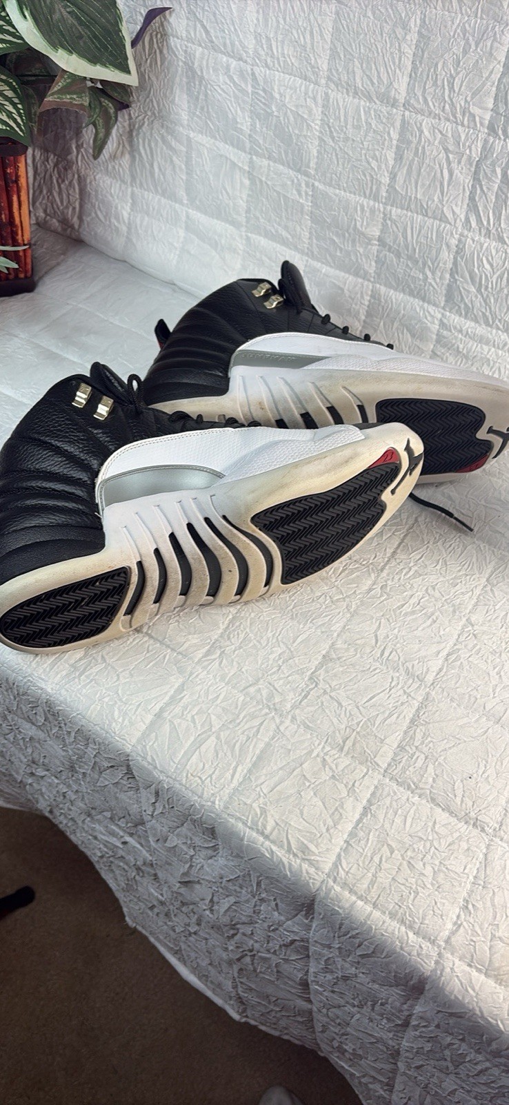 Nike Air Jordan 12 Retro Playoffs 2022 Men’s Size 13 Black White CT8013-006