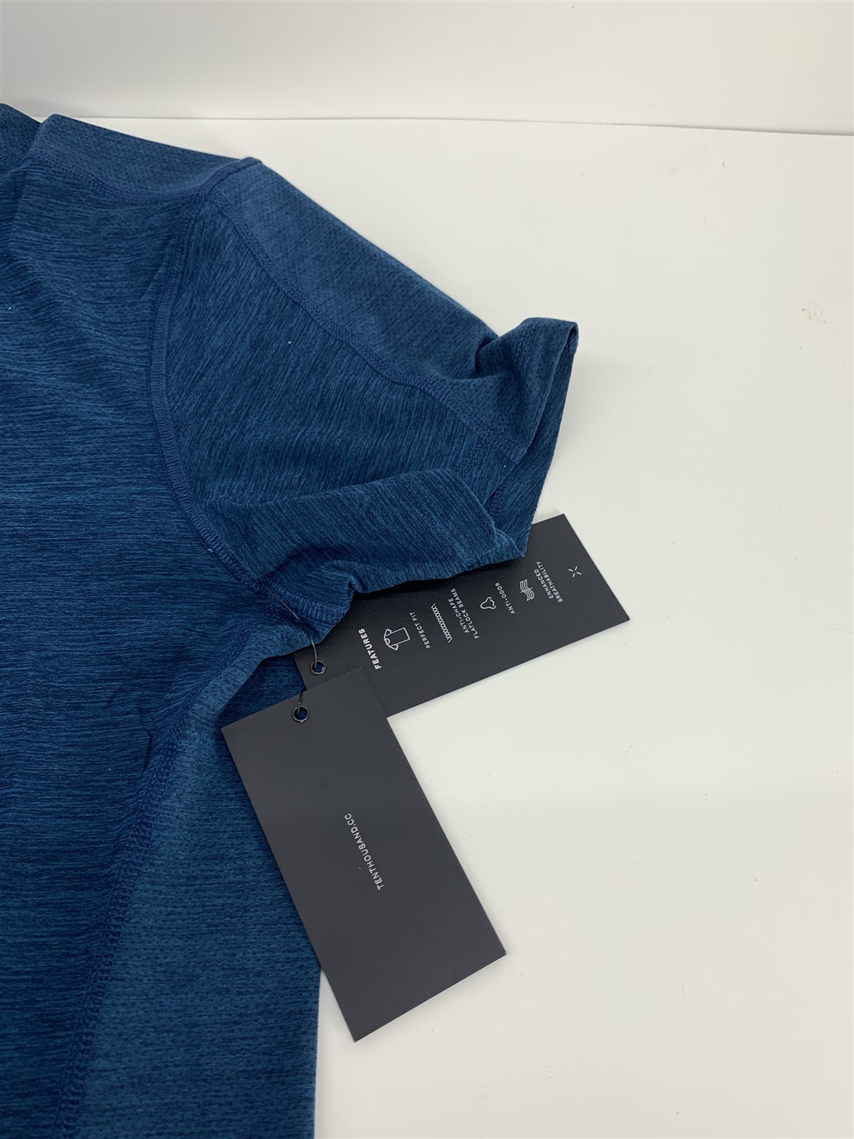 Ten Thousand Versatile Tee XS – S – M – L – XL – XXL Short Sleeve TTKT009