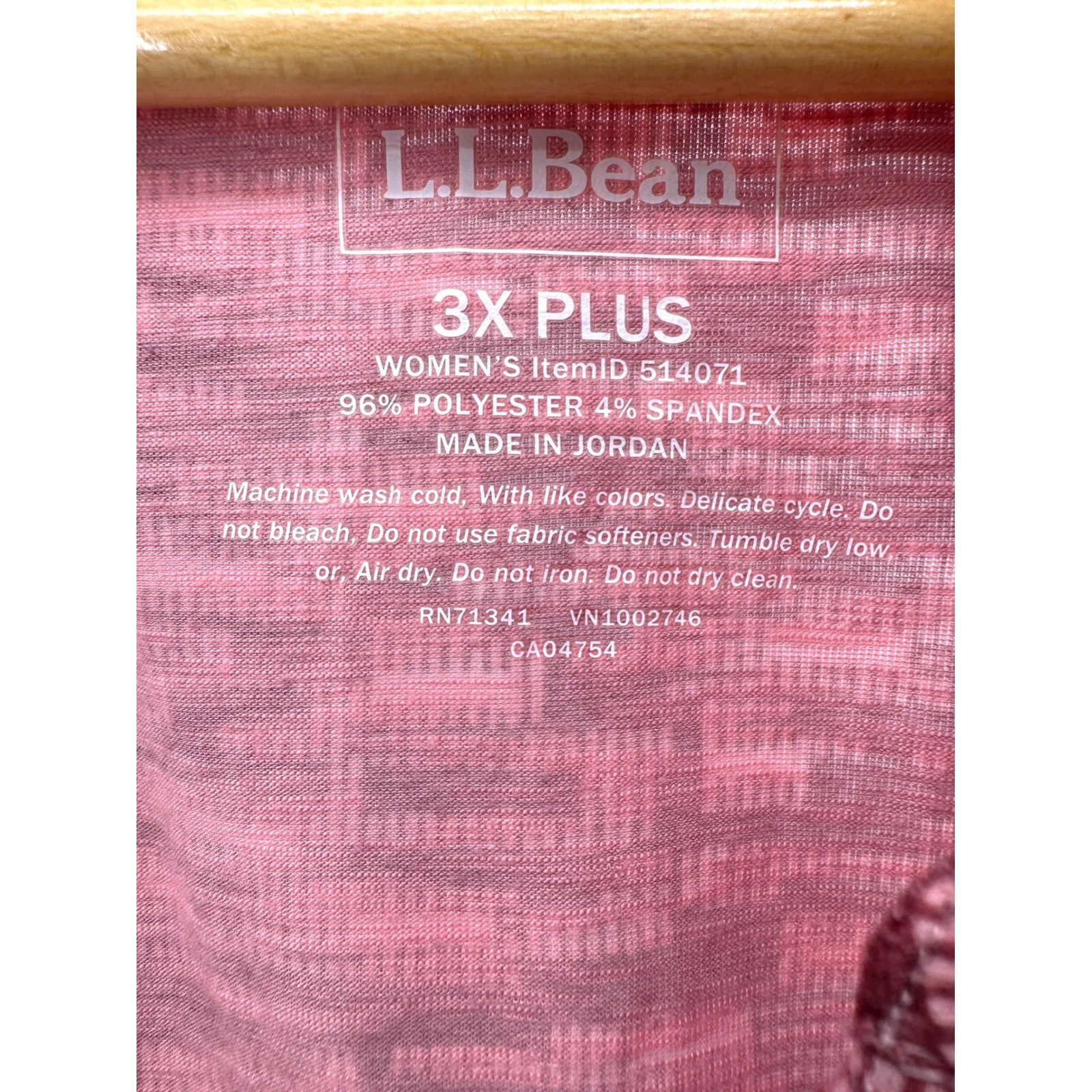 LL Bean Women 3X Plus Burgundy Pink Geometric Print V Neck 3/4 Sleeve Top Shirt