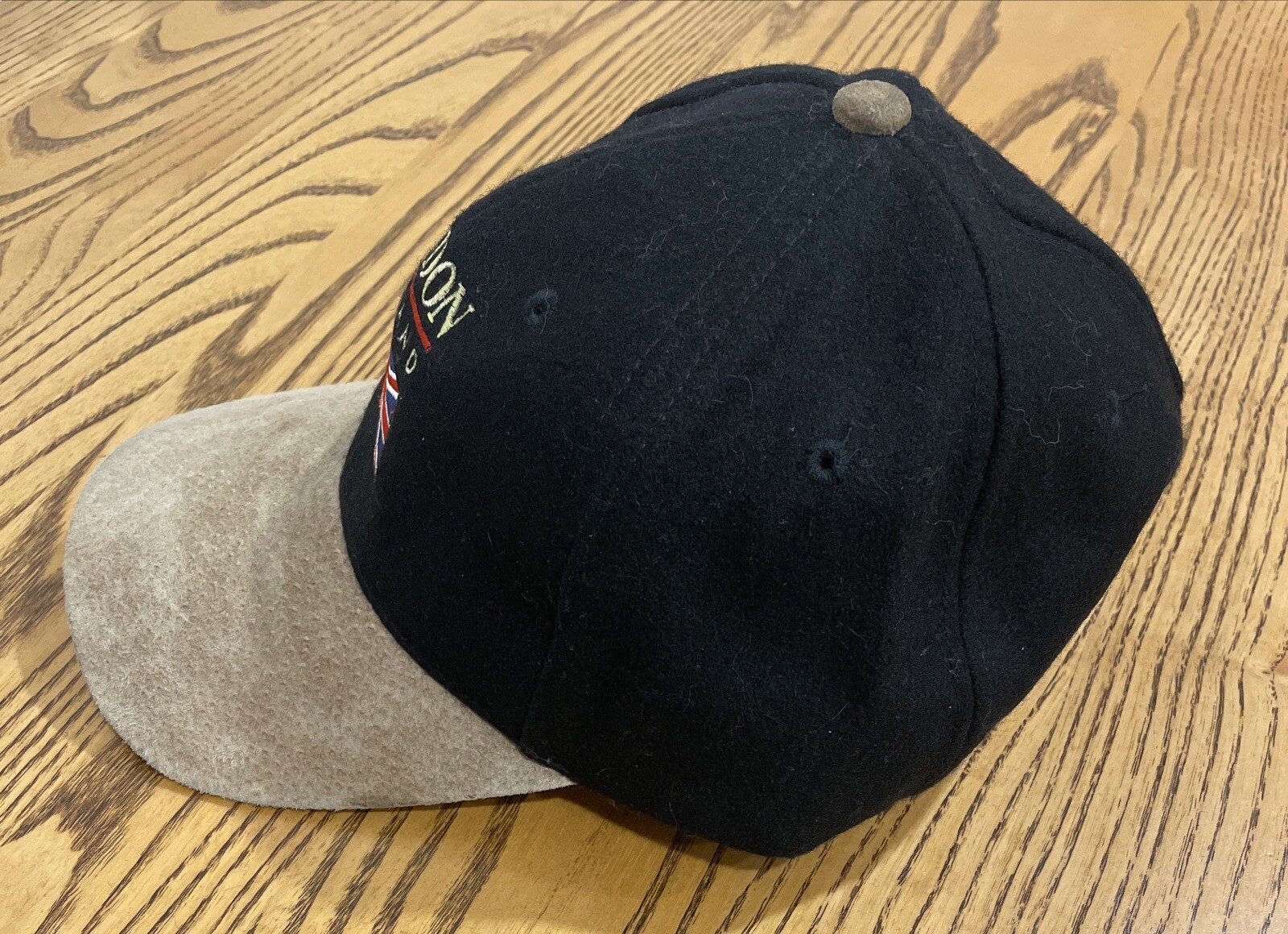LONDON ENGLAND FLAG HAT