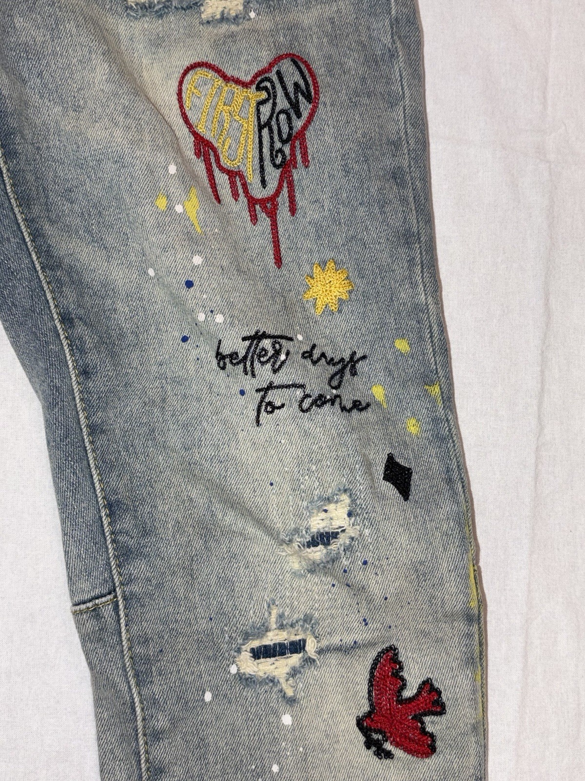 First Row Slim Straight Stretch Denim Jeans 30×32 Light Stone Tint Embroidered