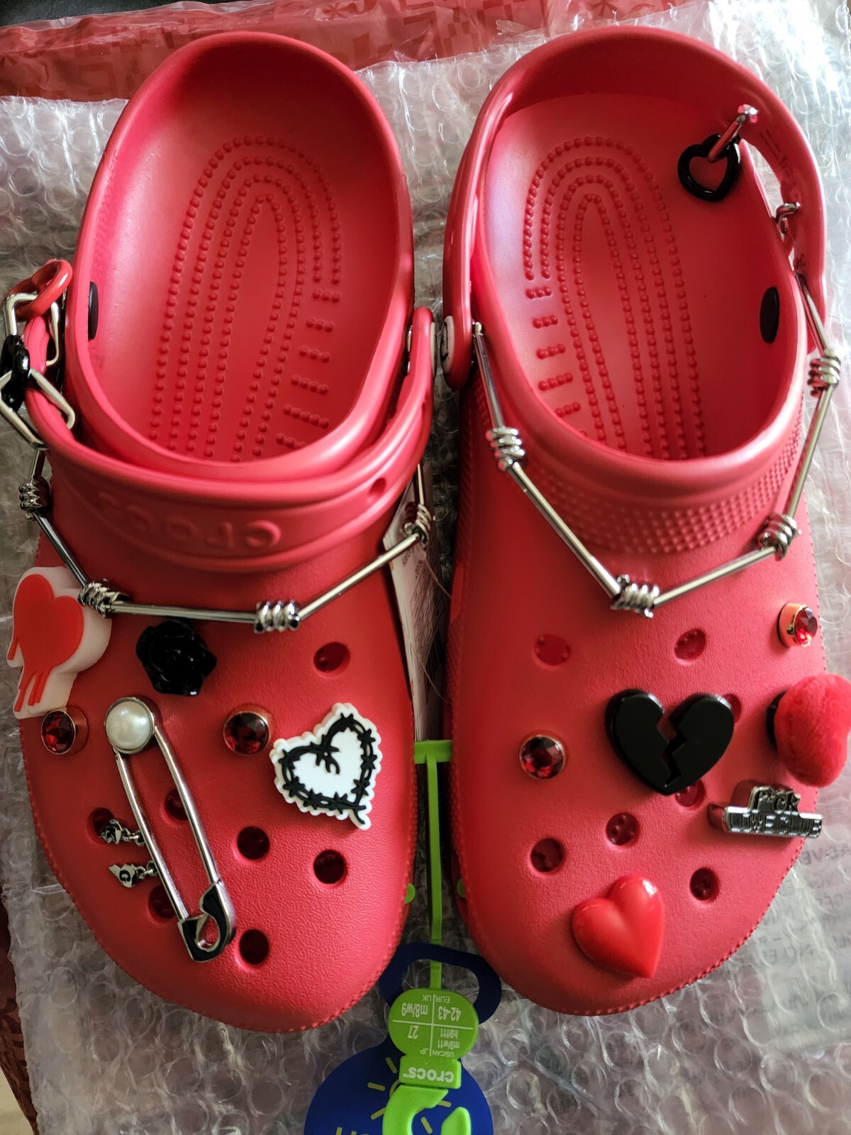 🔥LIMITED🔥☄️ Karol G X Crocs Classic Clog Size 9M/11W. THE BOX IS THE BAG.
