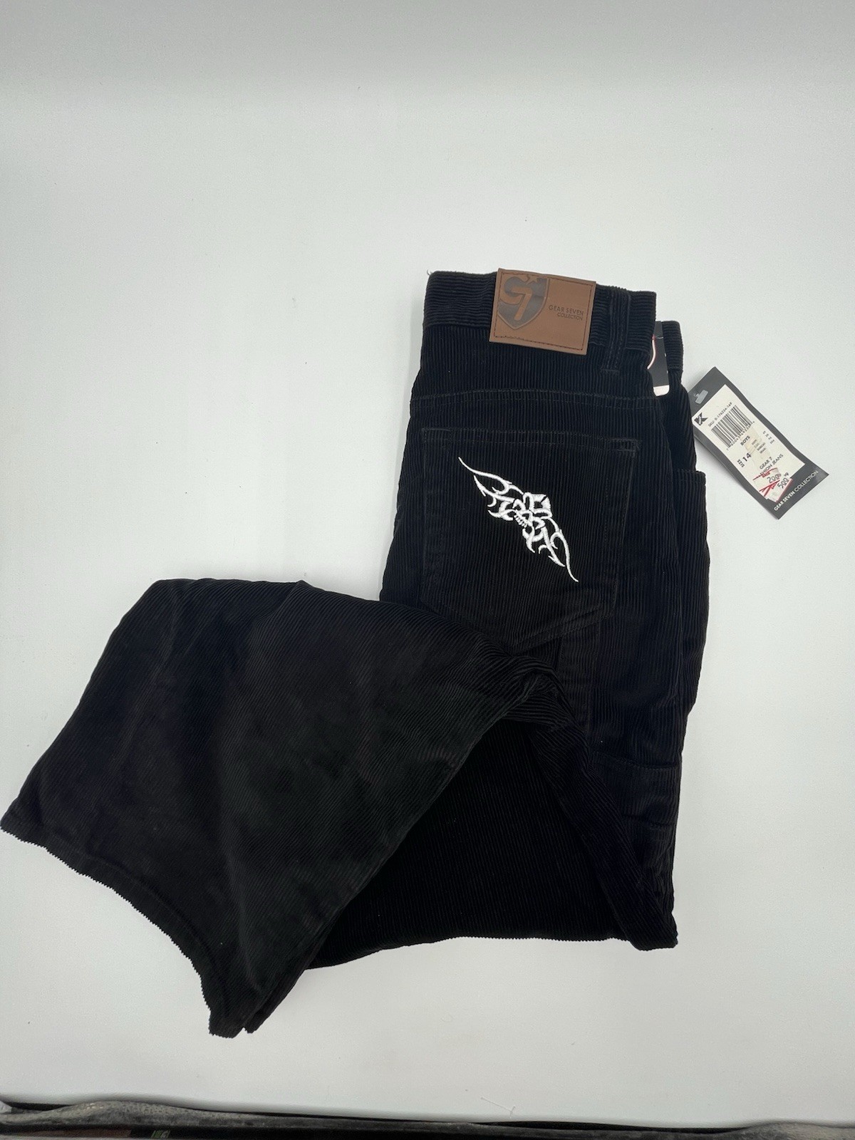 Gear Seven Collection Y2K Skateboard Youth Unisex Black Corduroy Size 14