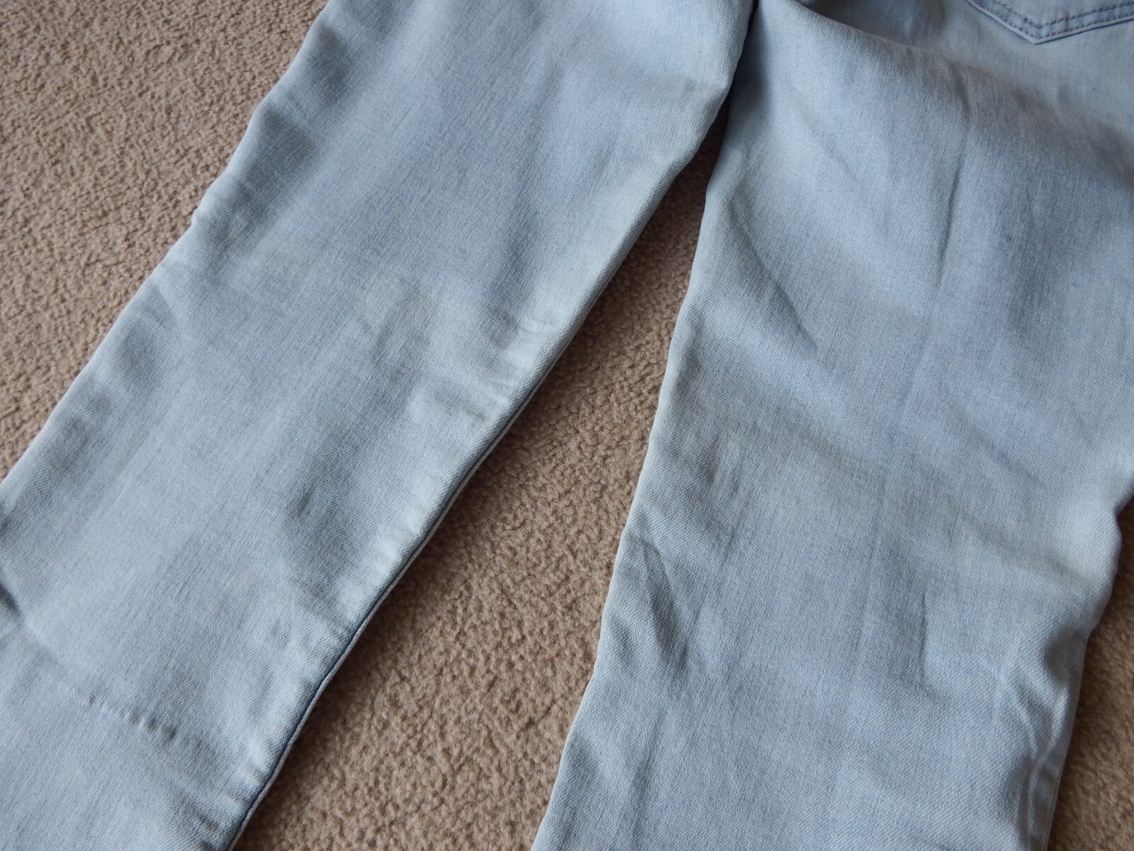 H&M Divided Light Blue Wash Denim Skinny Jegging Jeans Mid Rise Size 8 Stretchy