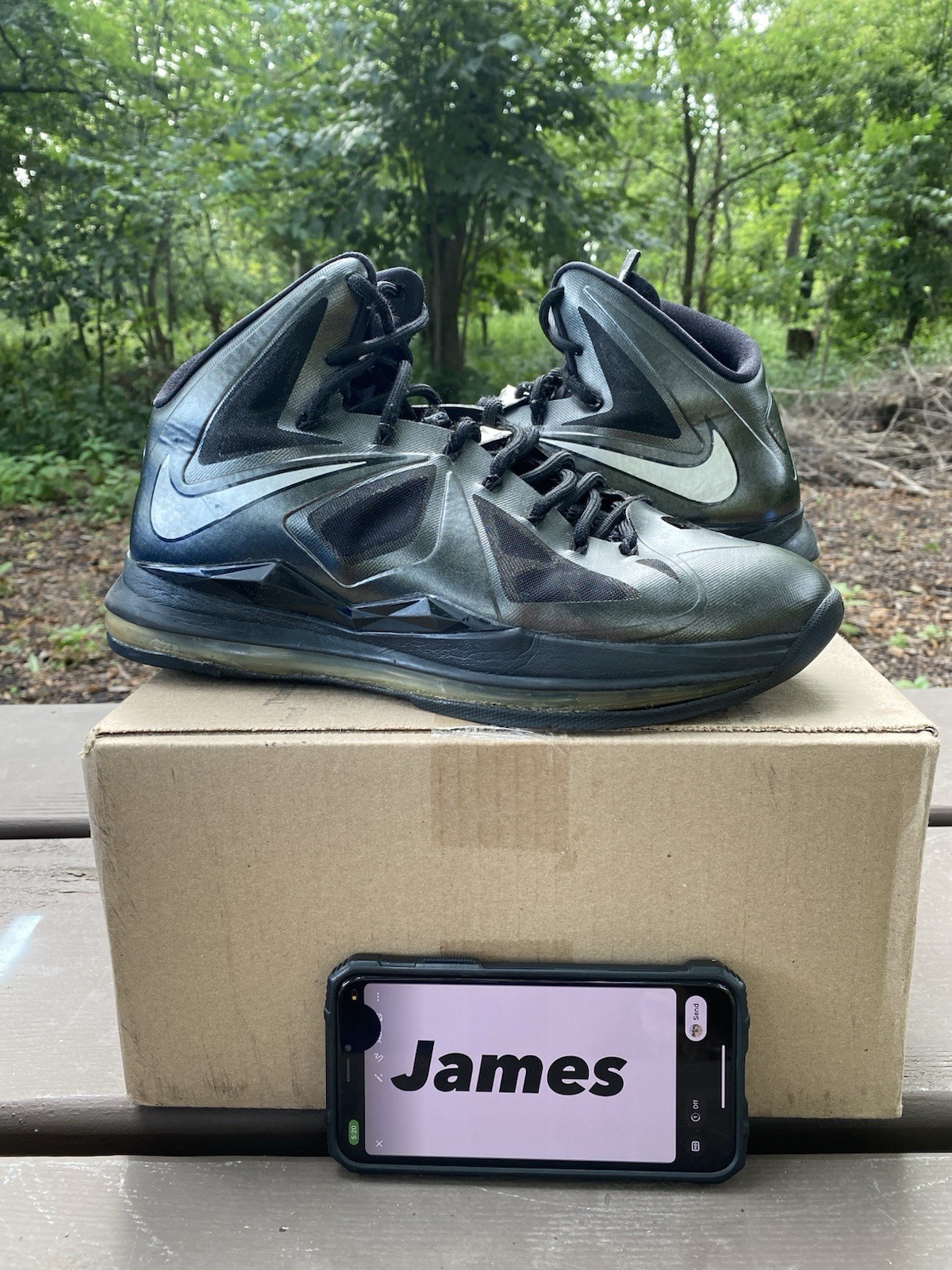 Nike LeBron 10 Carbon 541100001 Size 10.5 Men