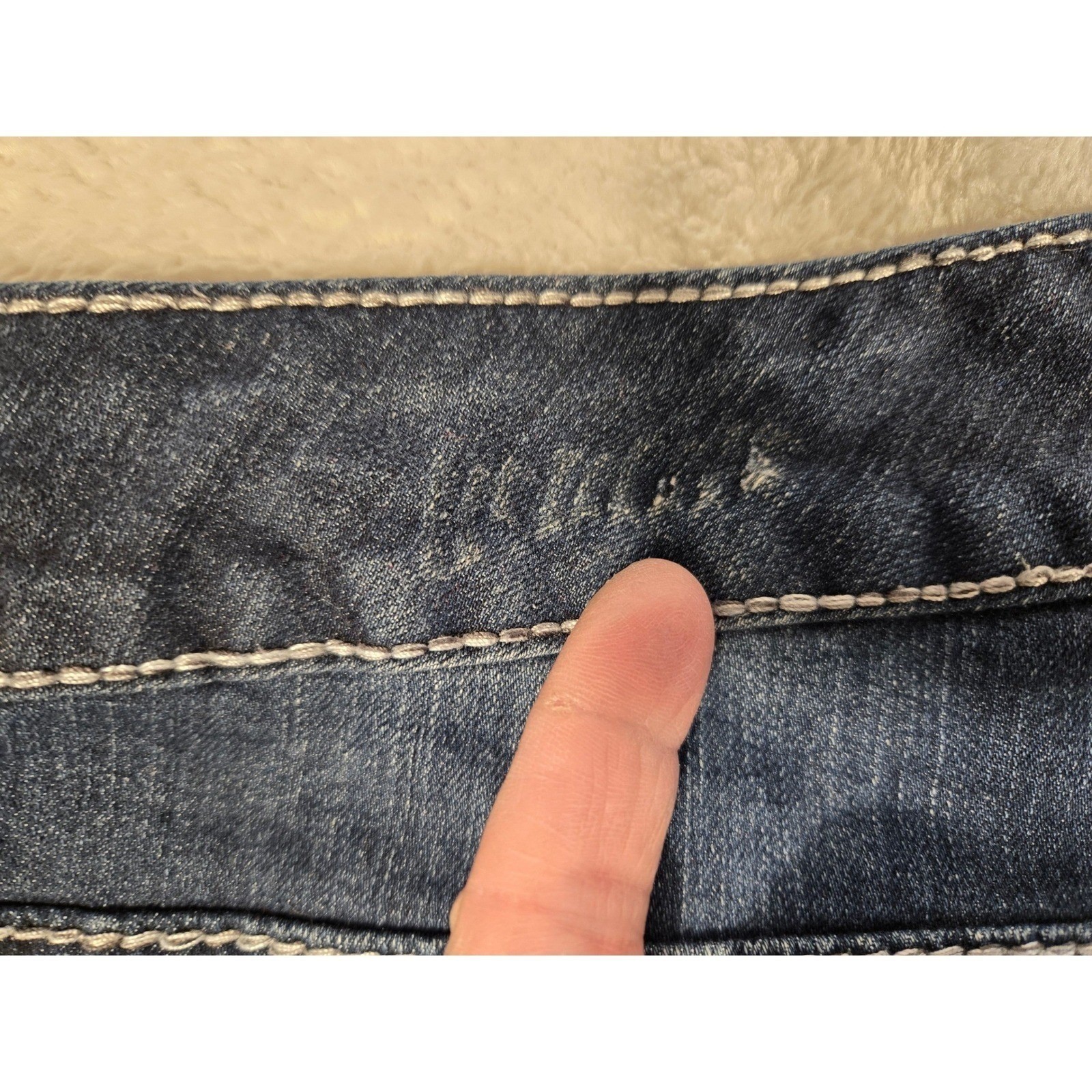 Vtg Z. Cavaricci Womens Plus Size 22 Dk. Wash Flare Leg Embroidered Pocket Jeans