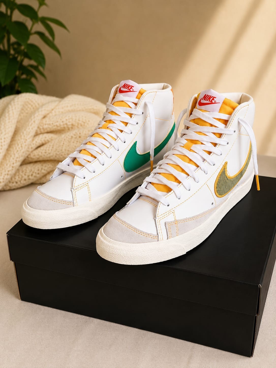 Nike Blazer Mid 77 Vintage Men’s Size 10.5 White Habanero Red BQ6806-177