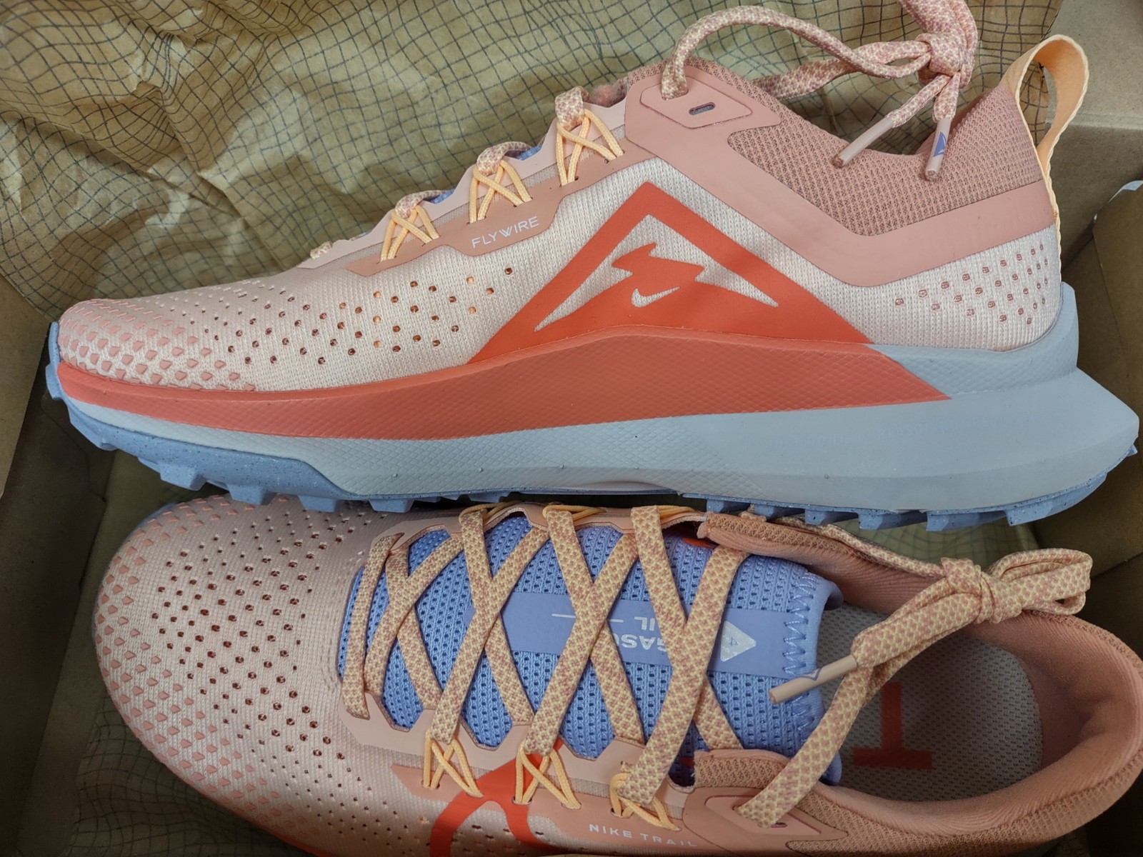 Nike React Pegasus Trail 4 Women’s Size 8.5 Arctic Orange Purple DJ6159-800 NEW