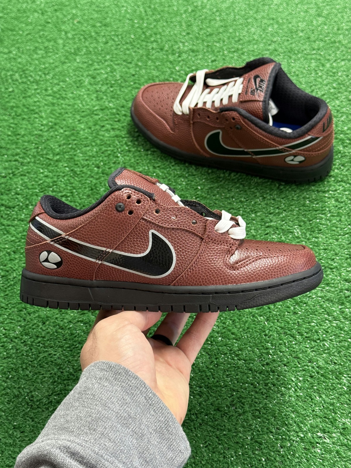 Nike SB Dunk Low Limosine Skateboards Mens HJ4131-200 NEW Sz 4.5 / WMNS 6
